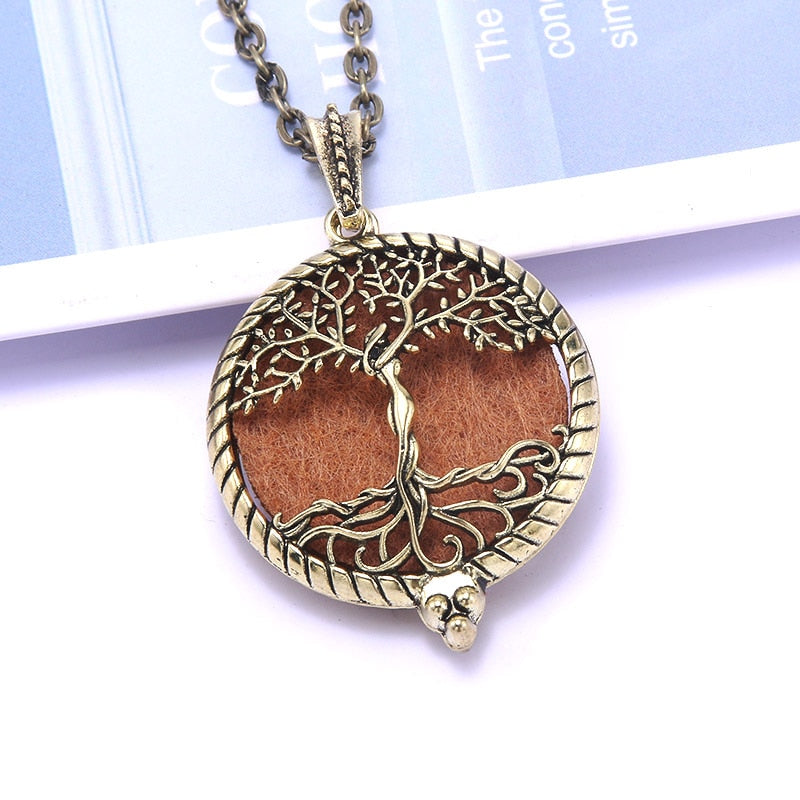 1pcs Aroma Diffuser Necklace Open Antique Vintage Lockets Pendant Perfume Essential Oil Aromatherapy Locket Necklace With Pads