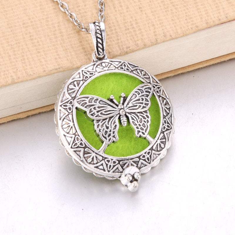 1pcs Aroma Diffuser Necklace Open Antique Vintage Lockets Pendant Perfume Essential Oil Aromatherapy Locket Necklace With Pads