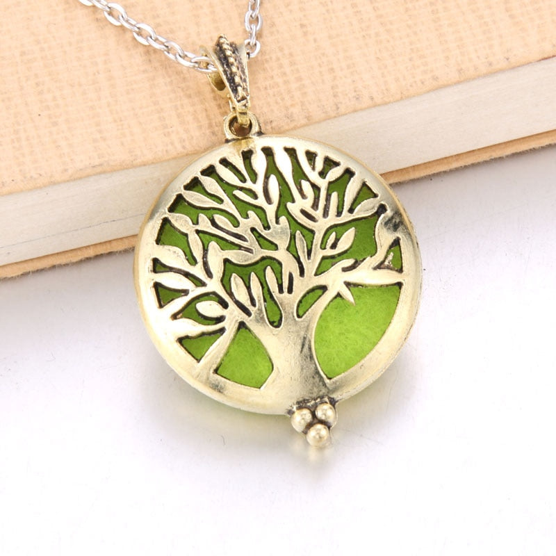 1pcs Aroma Diffuser Necklace Open Antique Vintage Lockets Pendant Perfume Essential Oil Aromatherapy Locket Necklace With Pads